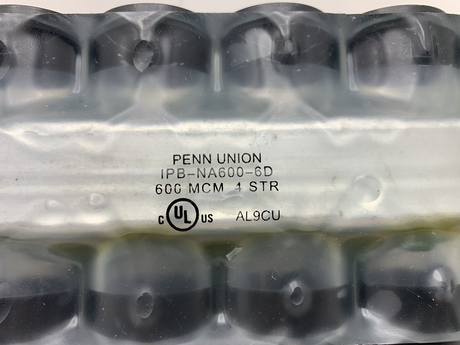 Penn-Union IPB-NA600-6D Insulated Terminal Strip NEW