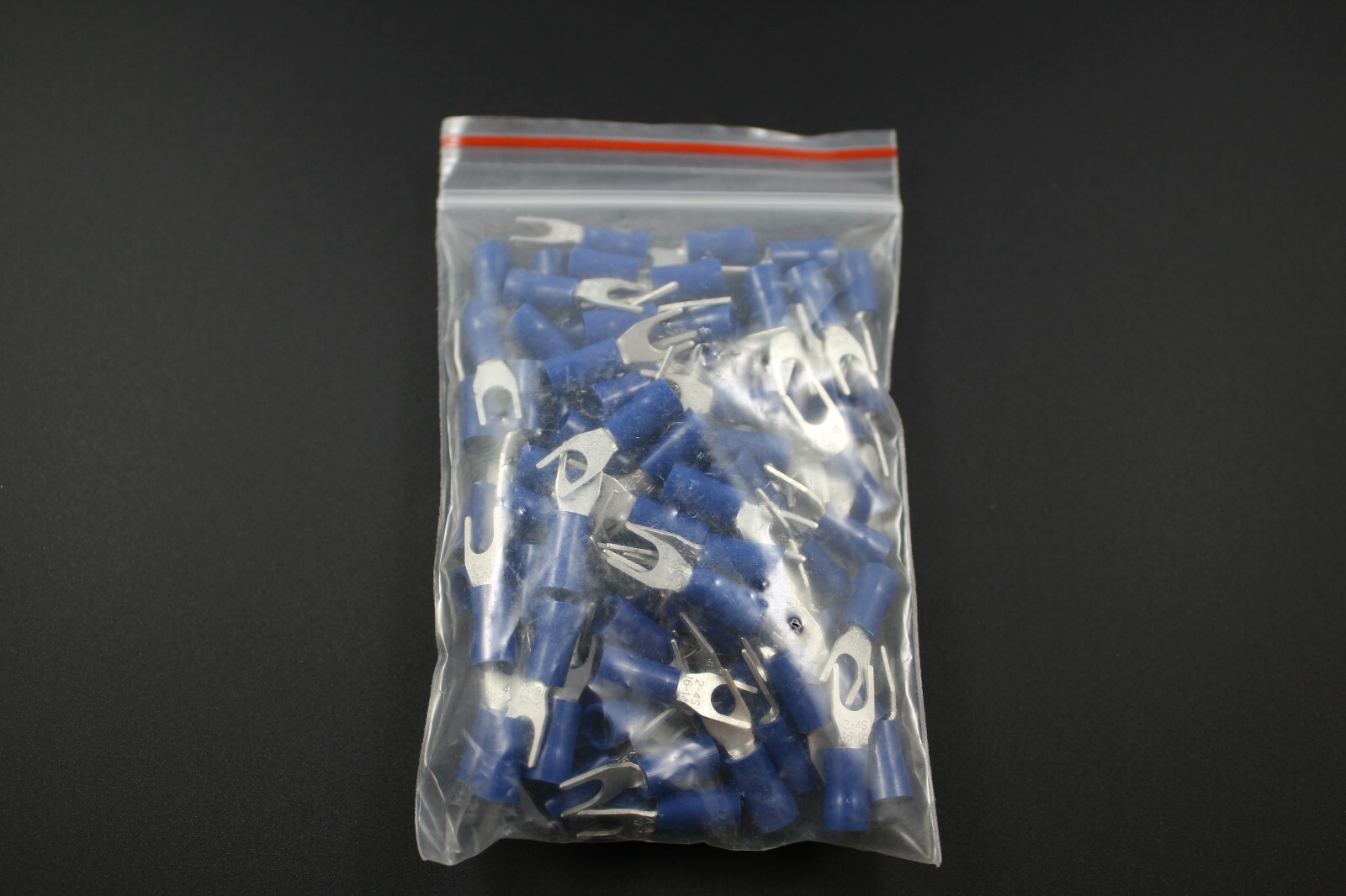 14-16 GAUGE VINYL SPADE # 8 CONNECTOR 100 PK BLUE CRIMP TERMINAL AWG BVST8
