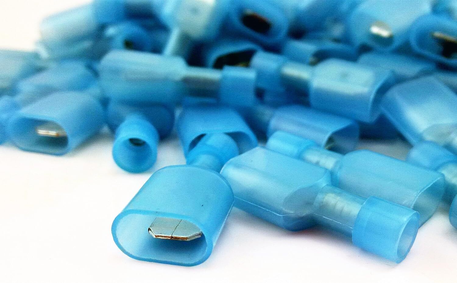 Male Spade Terminals Crimp Connectors Insulated 16-14 AWG Blue 50/100/150PCS
