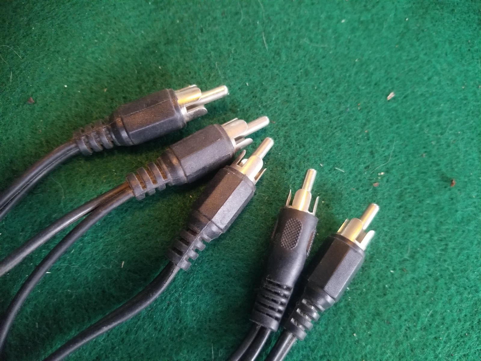 5 pcs Vintage RCA Male split 2 RCA Female Y cable 7 inches long Made In USA