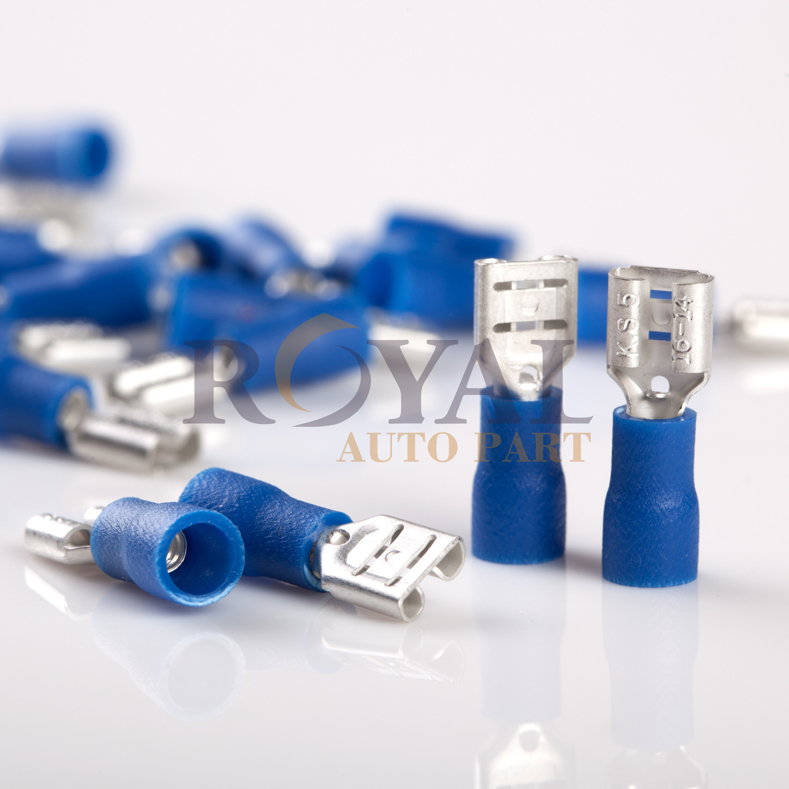 (100) 16-14 AWG FEMALE VINYL QUICK DISCONNECT .205″ ELECTRICAL Crimp Connector