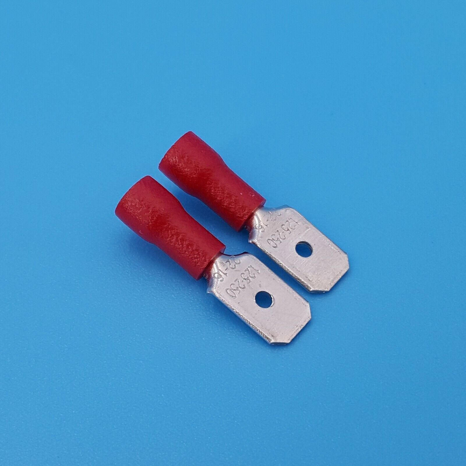 100Pcs 6.3mm Spade Male Quick Disconnects 22-16AWG Wire Crimp Terminals Red
