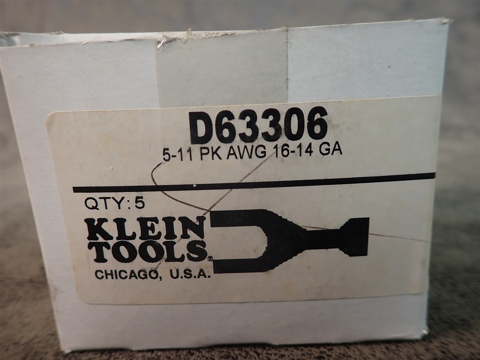 Klein/Vaco D63306 Insulated Spade Terminals 16-14 AWG 5-11 Packs 55 Total (G109)