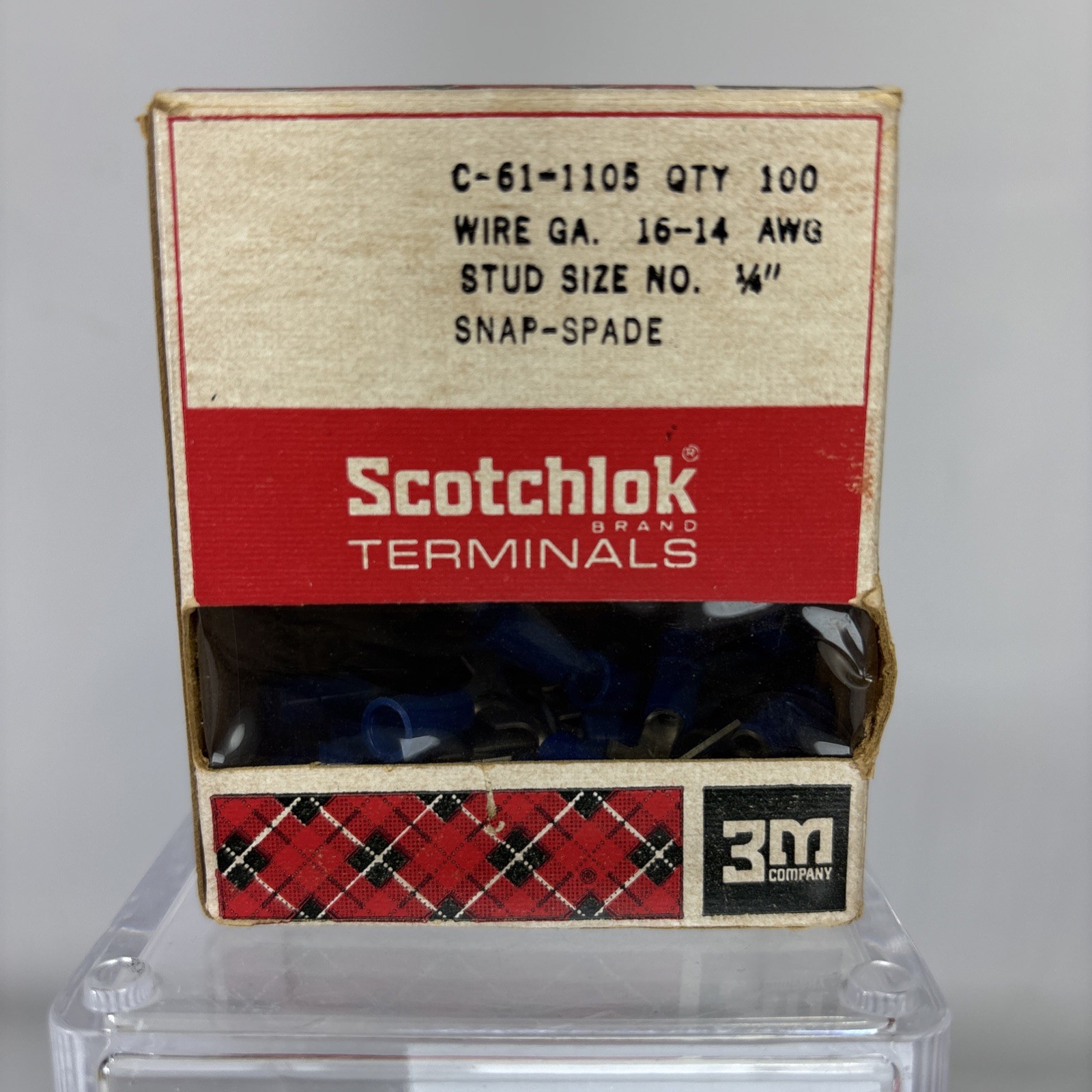 Partial Box 35 3M Insulated Snap-Spade Terminal 16-14 GA Stud 1/4” USA C-61-1105