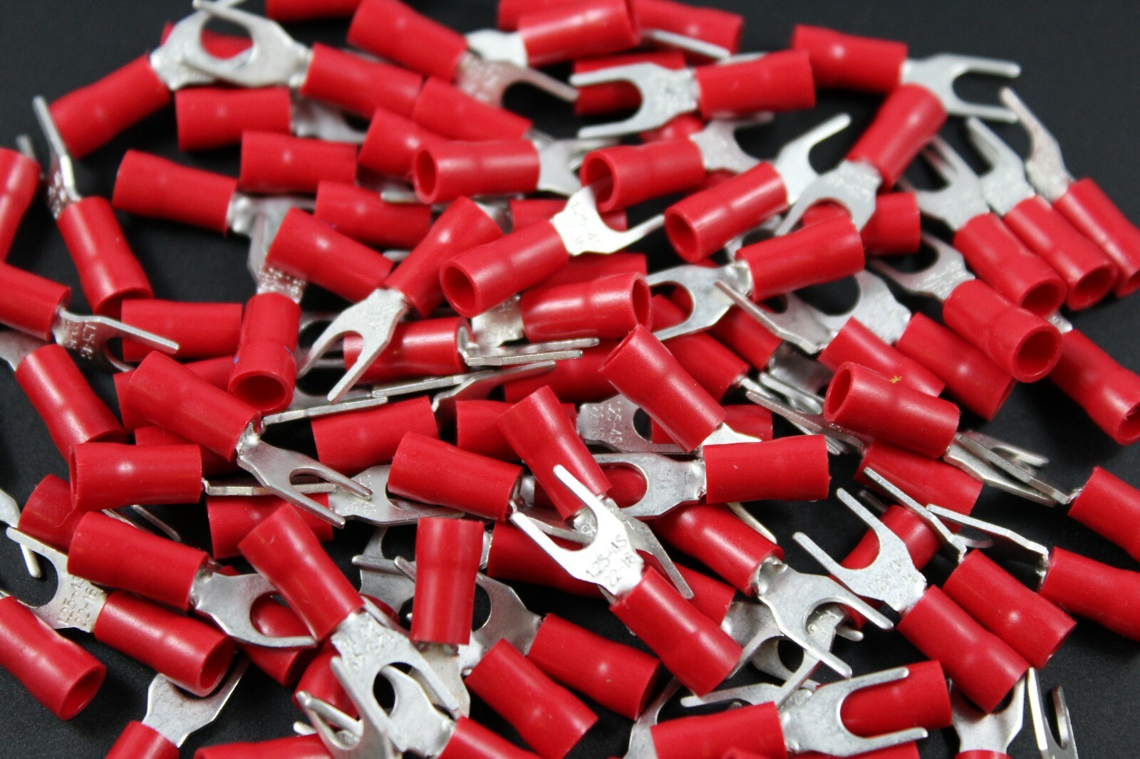 18-22 GAUGE VINYL RING # 8 RED 100 PK CRIMP TERMINAL AWG GA CAR SUV RVRT8