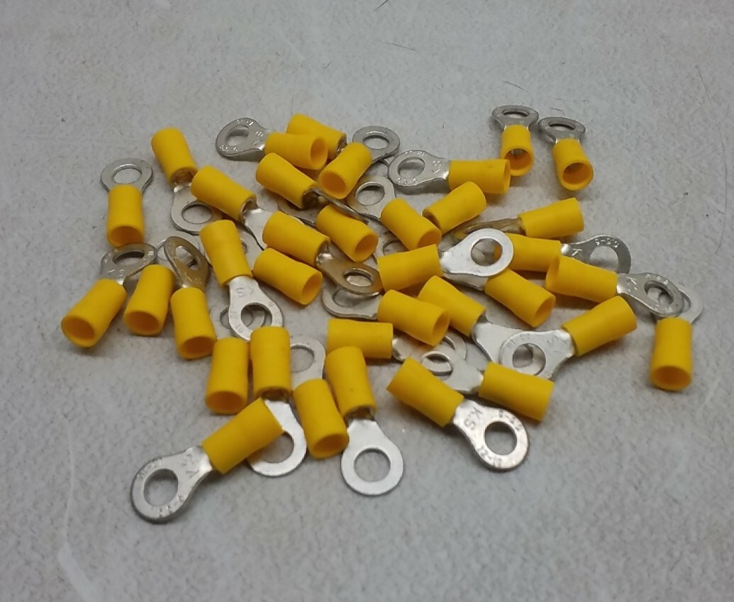 721122 Napa Ring Terminals 12-10 Gauge 1/4″ PVC Quantity 36 Pieces
