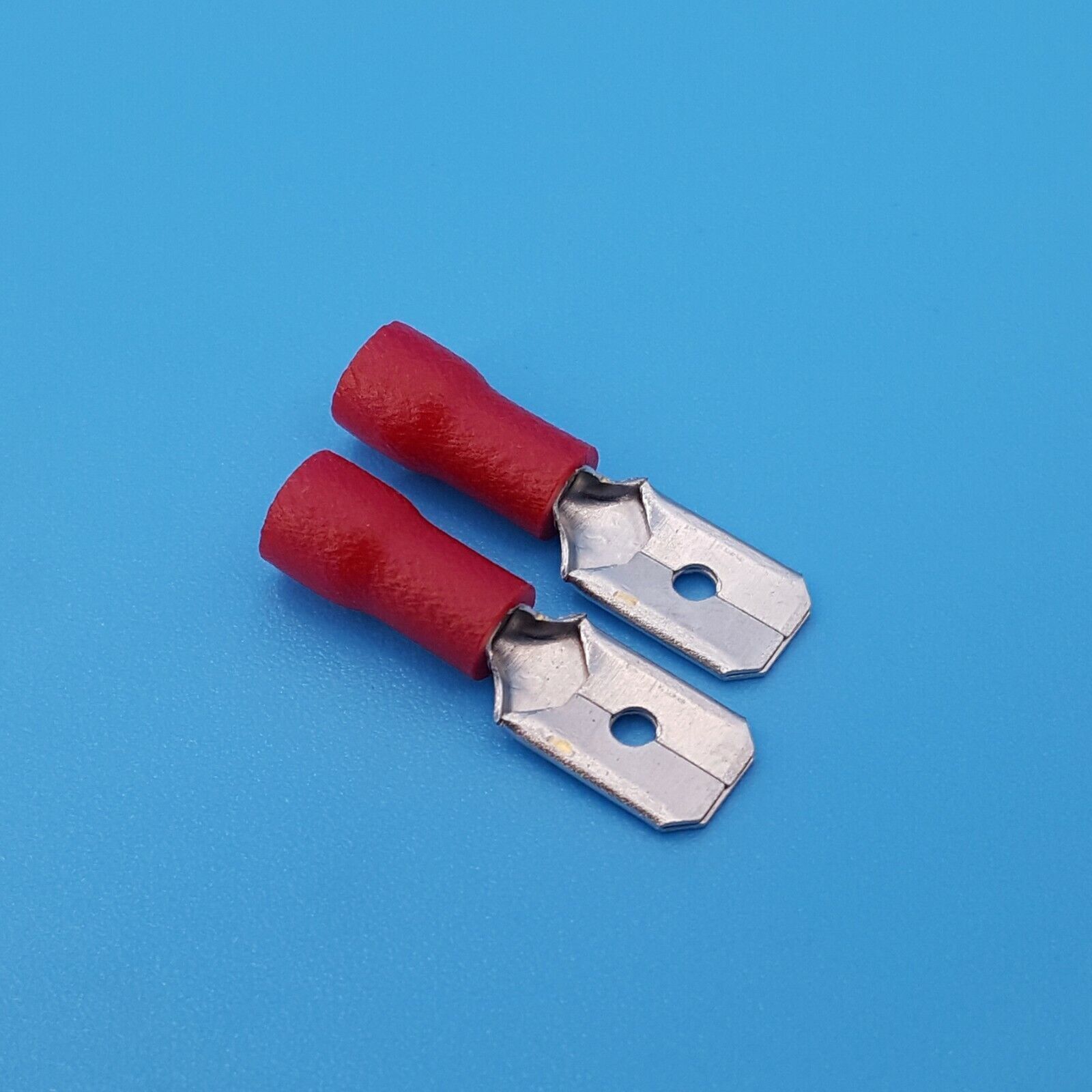 100Pcs 6.3mm Spade Male Quick Disconnects 22-16AWG Wire Crimp Terminals Red