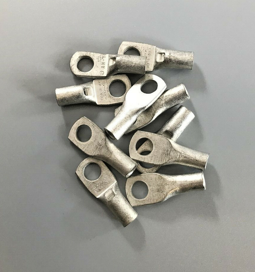 LOT OF 8 BURNDY MS20659-141 TERMINAL LUG CRIMP TYPE 8 AWG 1/4″ STUD