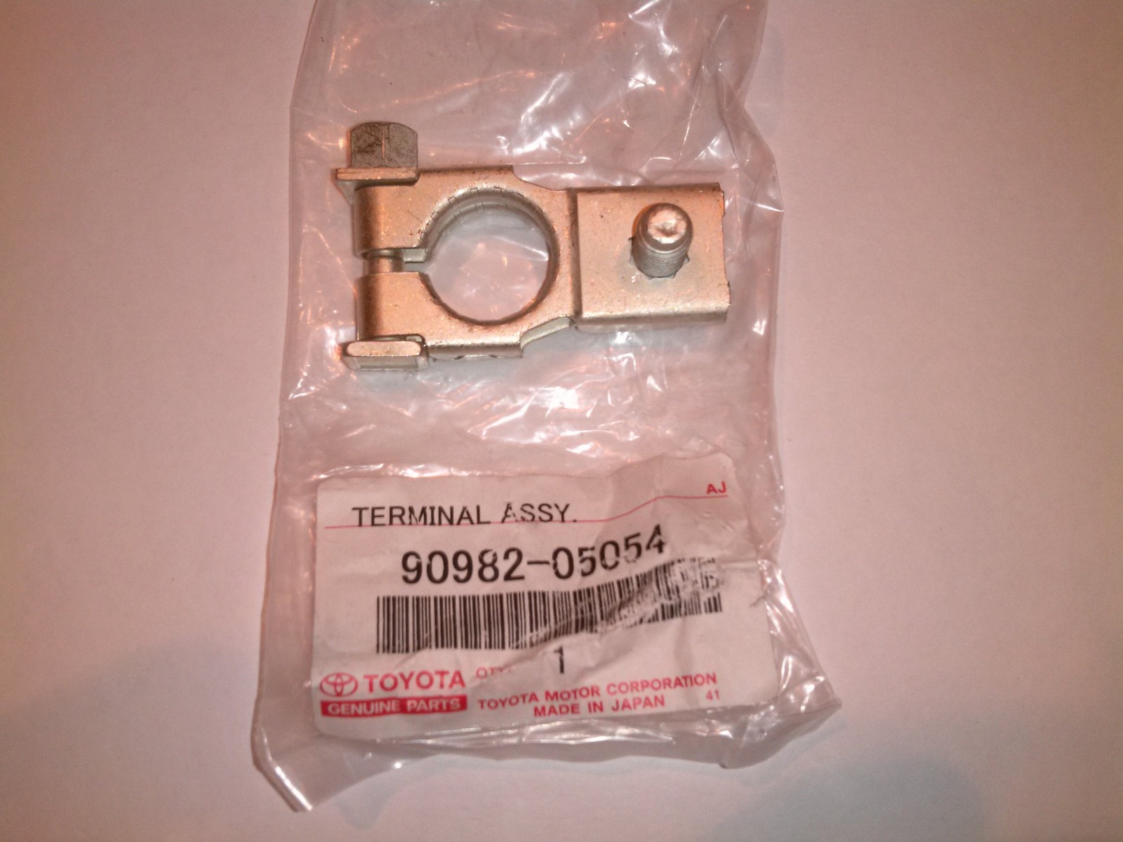 Silver Automotive Battery Terminal Electronic Component Terminal 80A