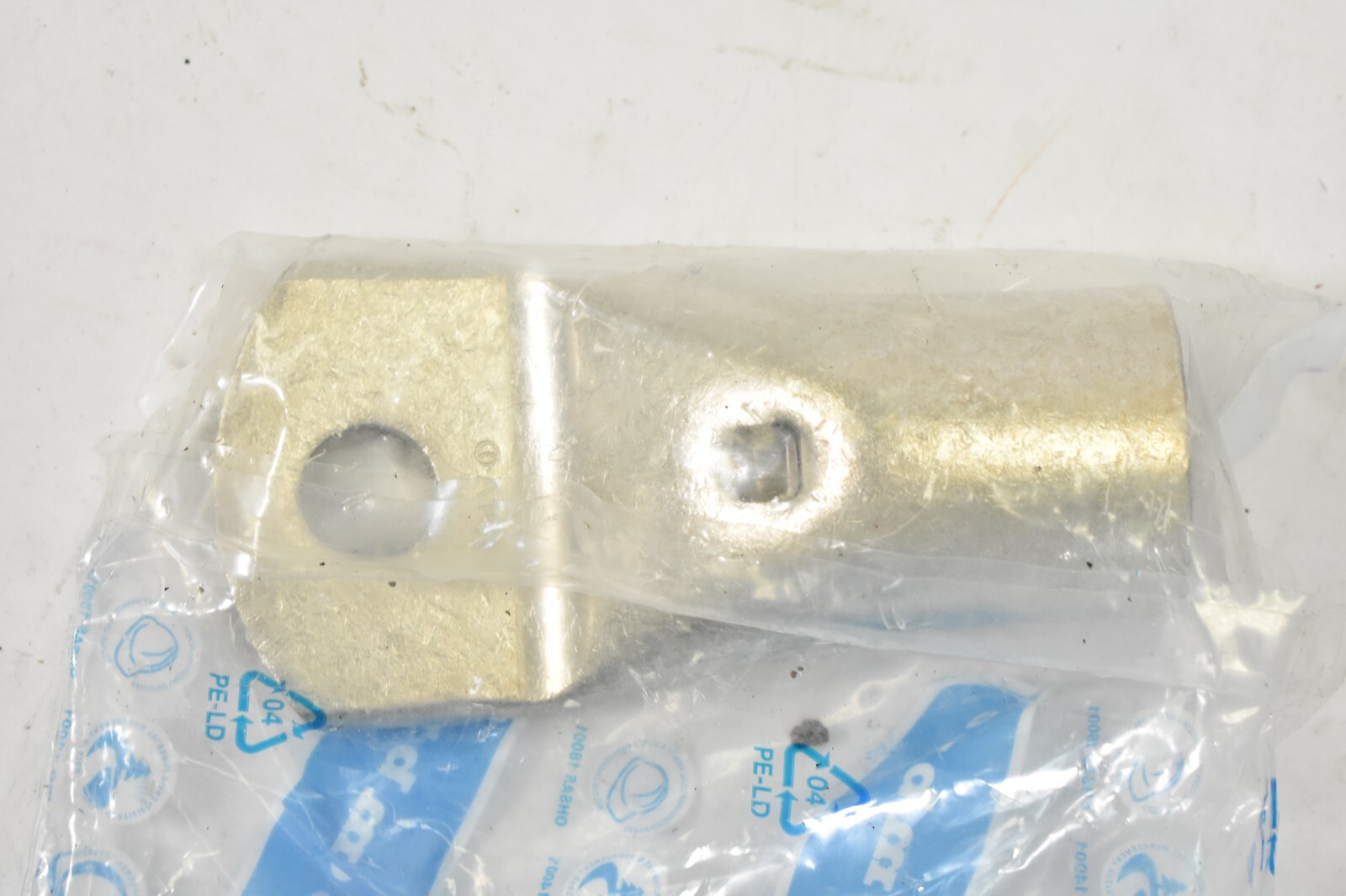 Cembre Ring Terminal Non Insulated 1500 MCM A160-M20 2374170 7.71″ x 3/4″